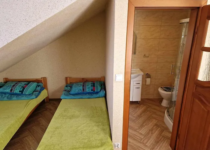 Agnes Alloggio in famiglia *