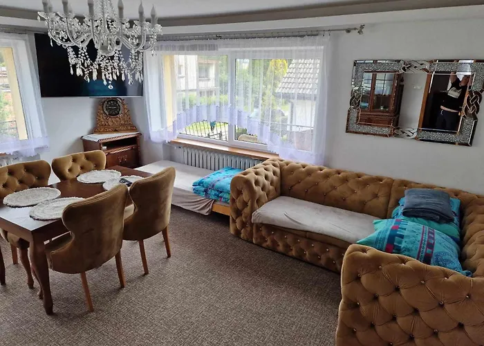 Agnes Alloggio in famiglia